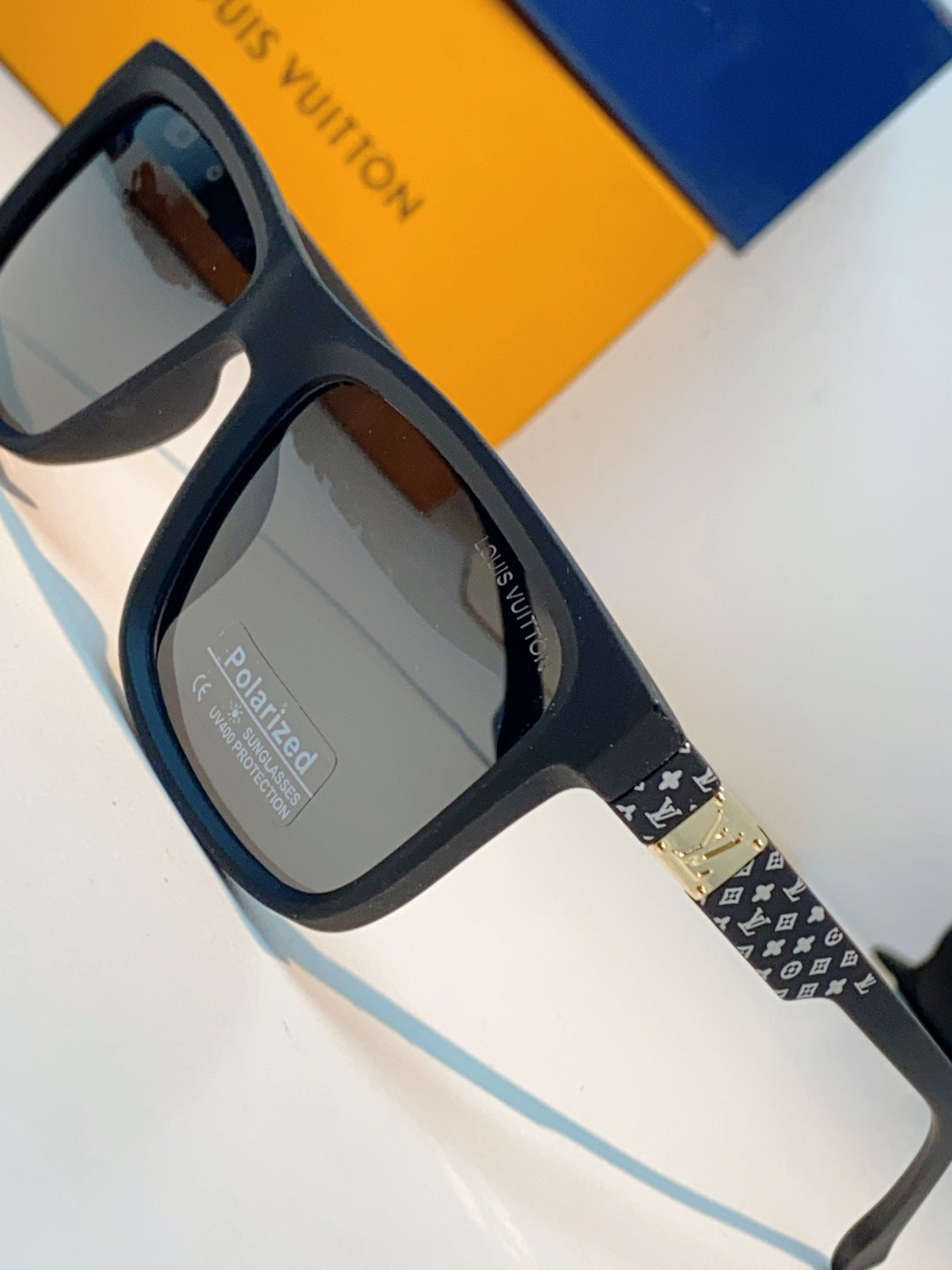 Louis Vuitton Metal Fashion Black Lens Sunglasses for Men & Women - 158102 - detail image 7