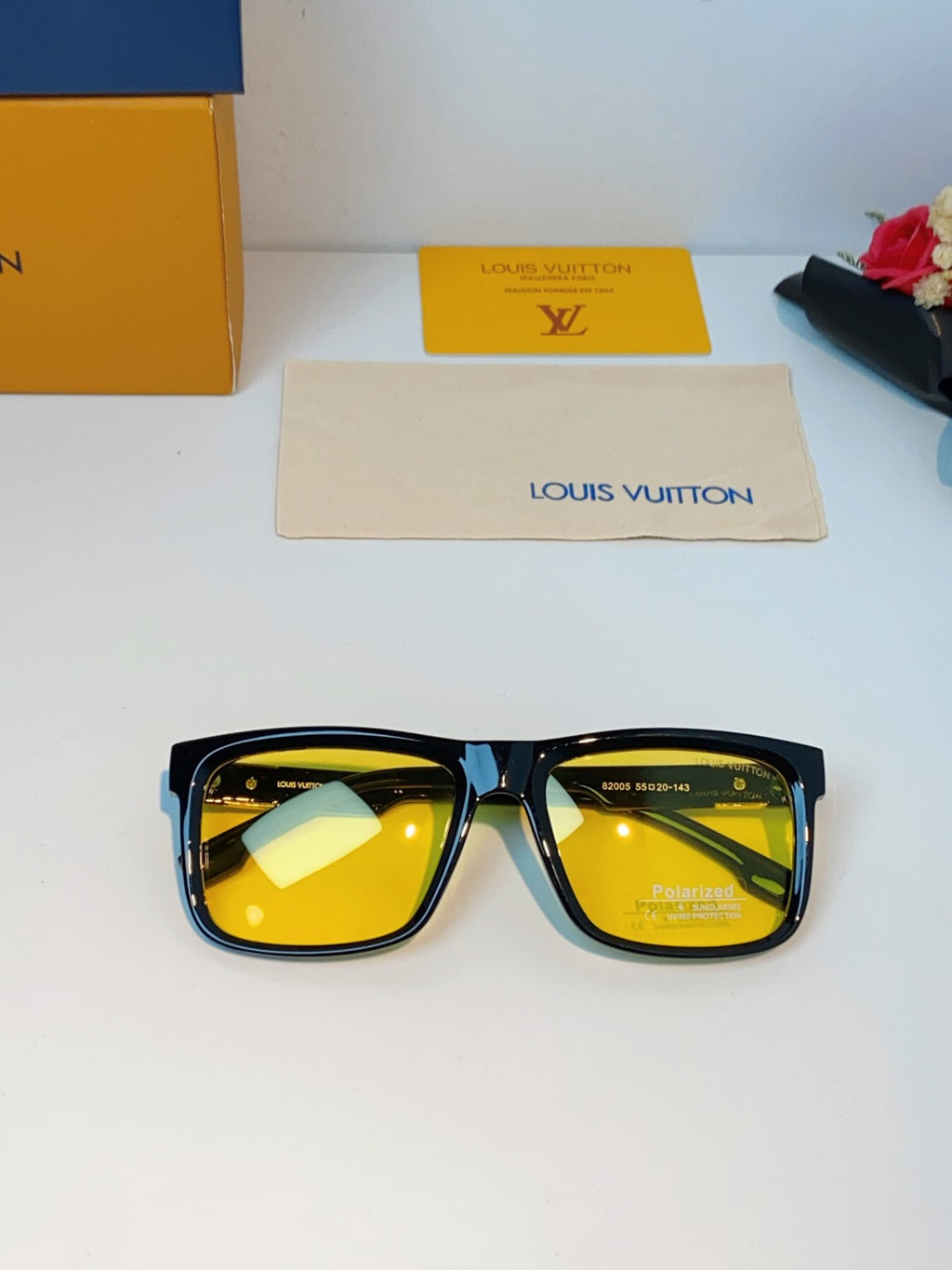 Louis Vuitton Metal Fashion Black Lens Sunglasses for Men & Women - 158104 - detail image 9