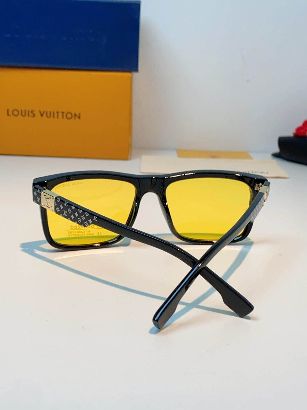 Louis Vuitton Metal Fashion Black Lens Sunglasses for Men & Women - 158104 - detail image 3