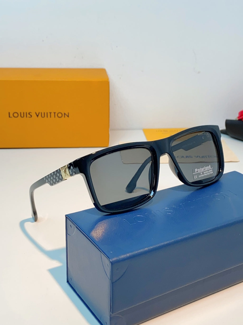 Louis Vuitton Metal Fashion Gray Lens Sunglasses for Men & Women - 158105 - detail image 10