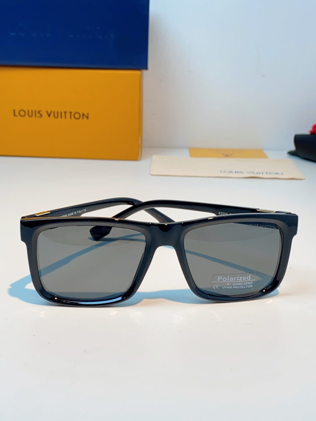 Louis Vuitton Metal Fashion Gray Lens Sunglasses for Men & Women - 158105 - detail image 2
