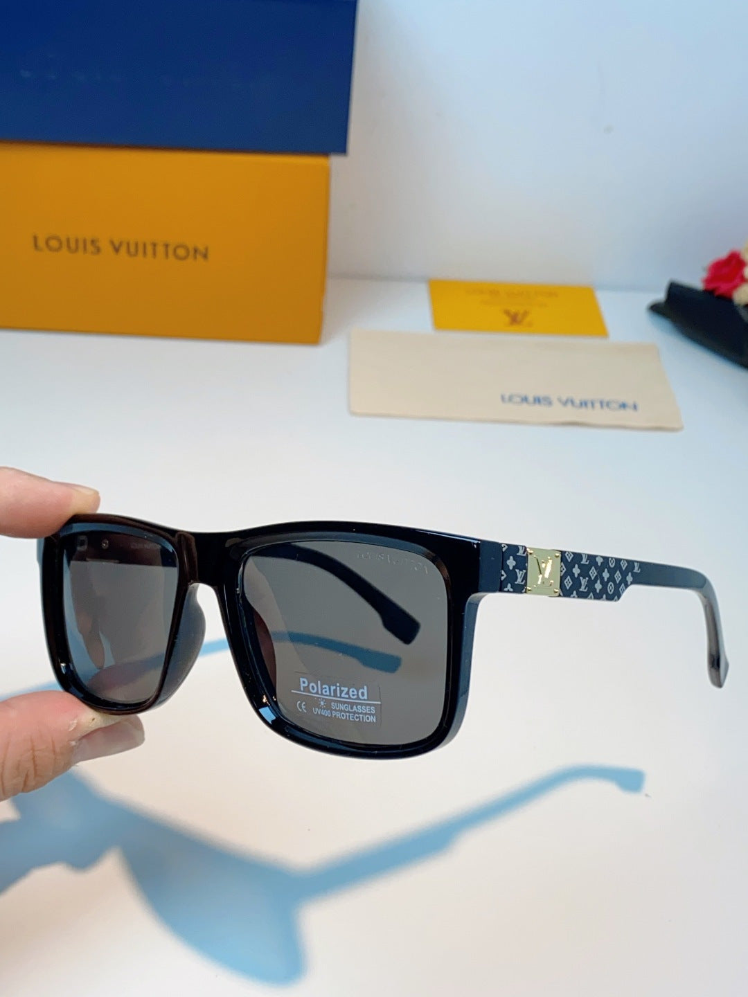 Louis Vuitton Metal Fashion Gray Lens Sunglasses for Men & Women - 158105 - detail image 6