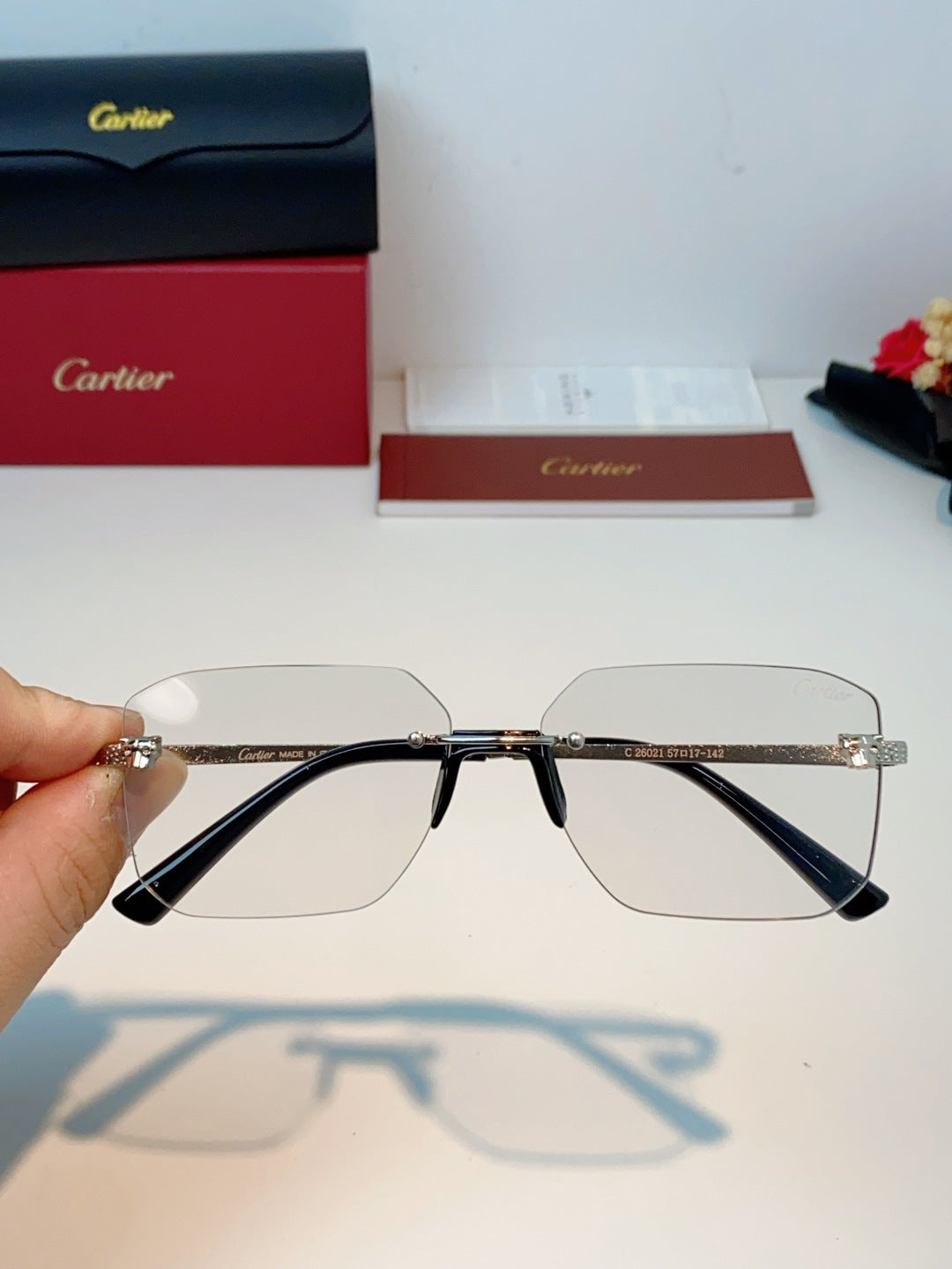 Cartier Lightweight Rimless Silver Lens Sunglasses for Men & Women - 158504 - detail image 4