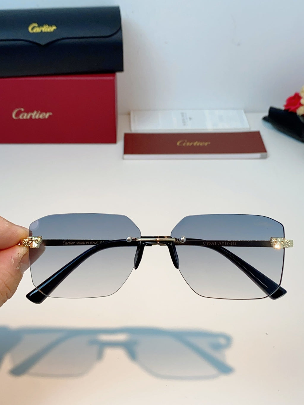 Cartier Lightweight Rimless Silver Lens Sunglasses for Men & Women - 158507 - detail image 4