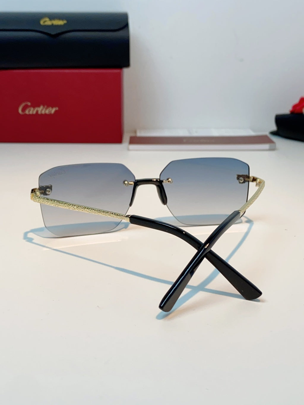 Cartier Lightweight Rimless Silver Lens Sunglasses for Men & Women - 158507 - detail image 3