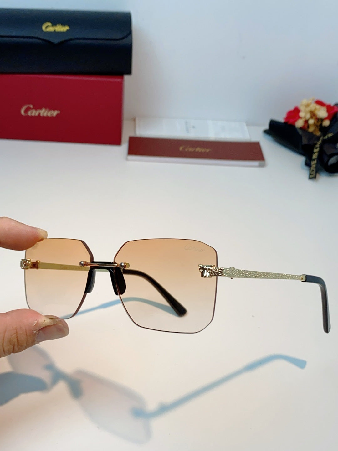 Cartier Lightweight Rimless Gold Lens Sunglasses for Men & Women - 158508 - detail image 6