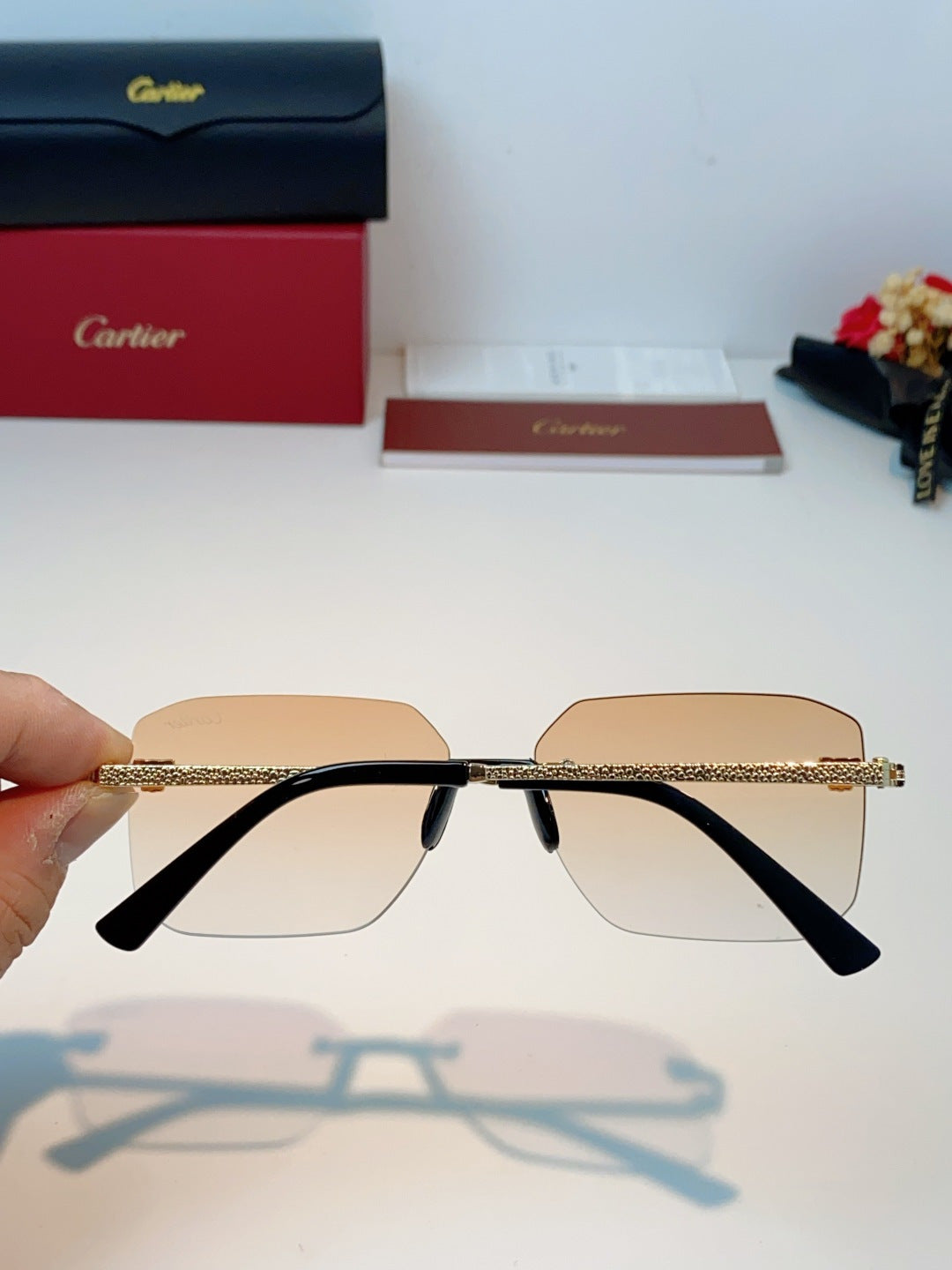 Cartier Lightweight Rimless Gold Lens Sunglasses for Men & Women - 158508 - detail image 5