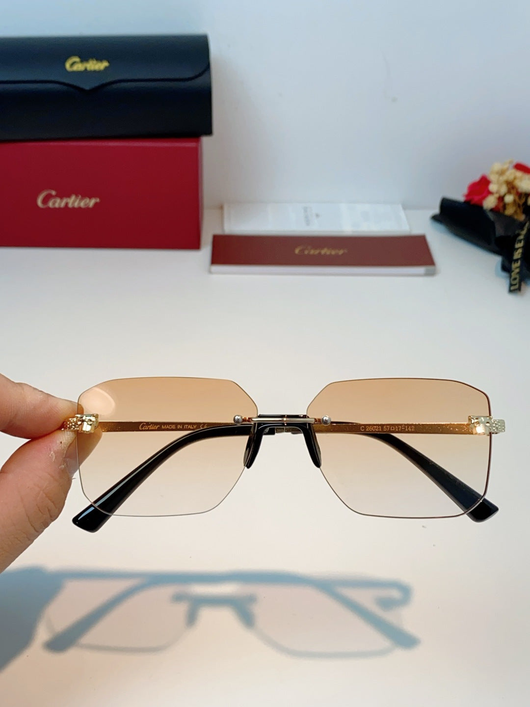 Cartier Lightweight Rimless Gold Lens Sunglasses for Men & Women - 158508 - detail image 4
