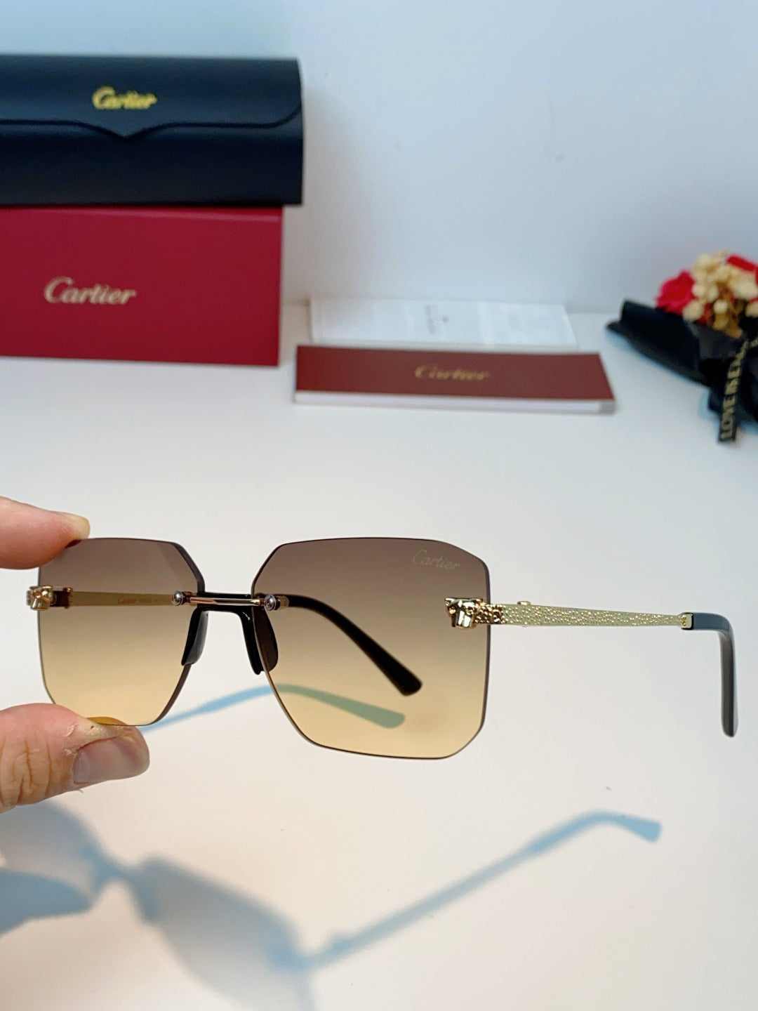 Cartier Lightweight Rimless Gold Lens Sunglasses for Men & Women - 158509 - detail image 6