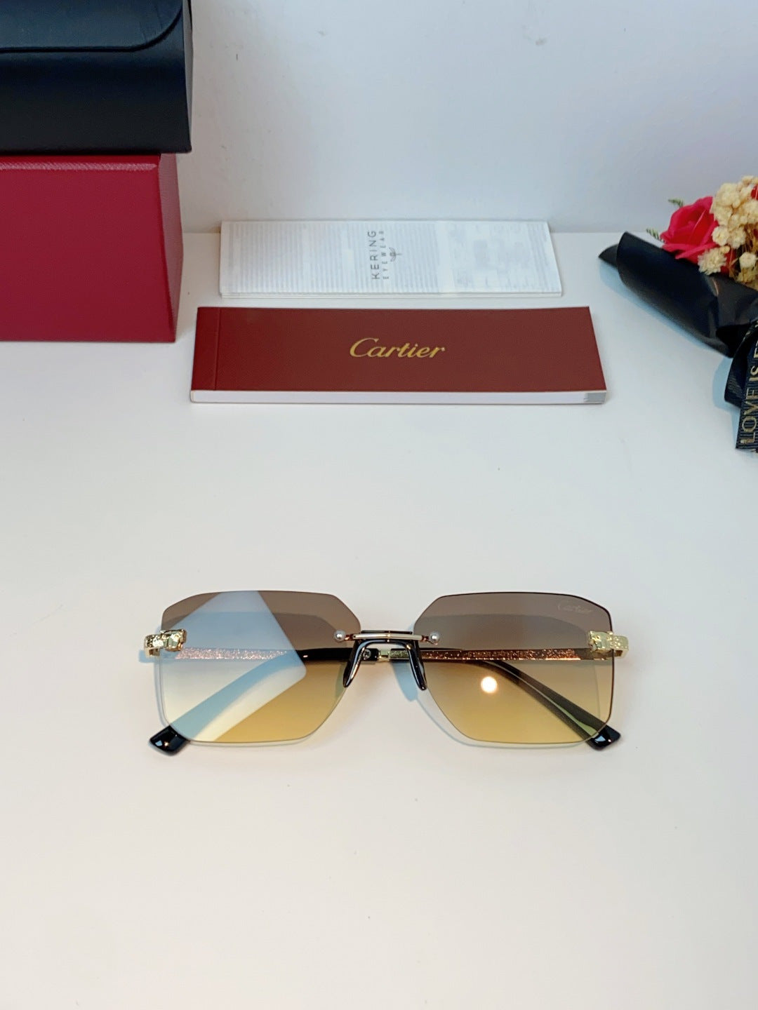 Cartier Lightweight Rimless Gold Lens Sunglasses for Men & Women - 158509 - detail image 9