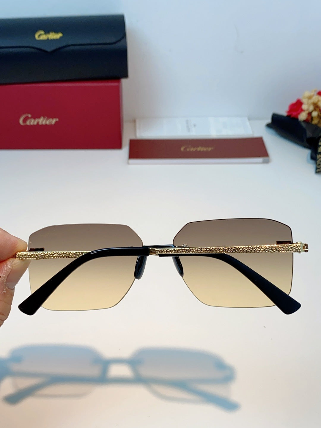 Cartier Lightweight Rimless Gold Lens Sunglasses for Men & Women - 158509 - detail image 5