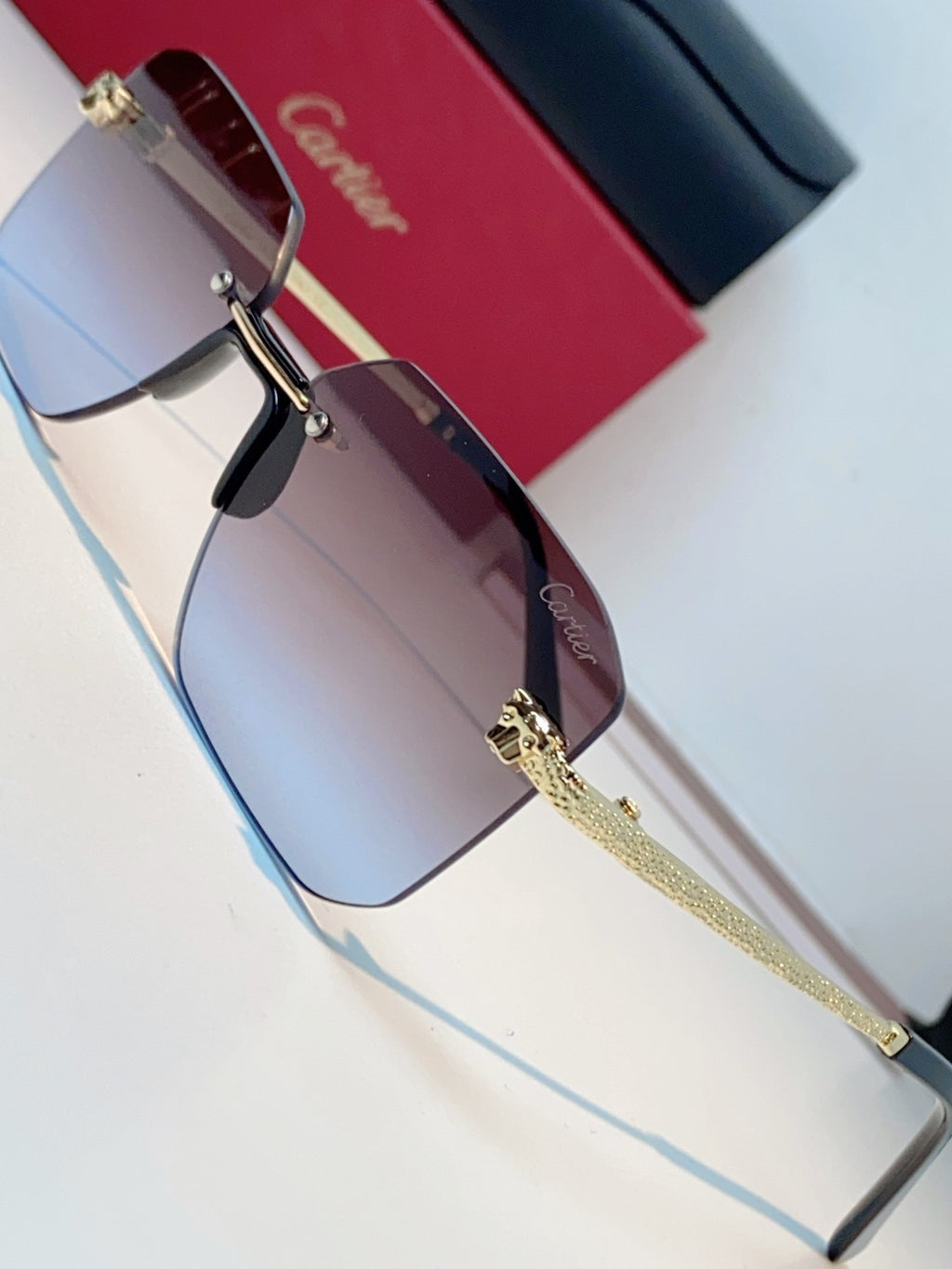Cartier Lightweight Rimless Red Lens Sunglasses for Men & Women - 158510 - detail image 7