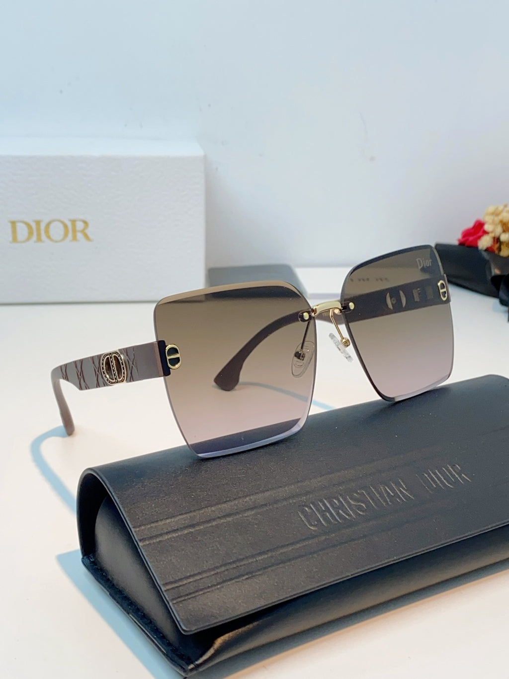 Dior Lightweight Rimless Brown Lens Sunglasses for Men & Women - detail image 10