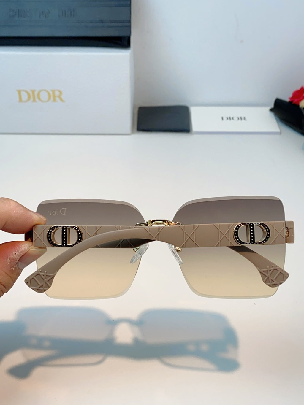 Dior Lightweight Rimless Gold Lens Sunglasses for Men & Women - detail image 5