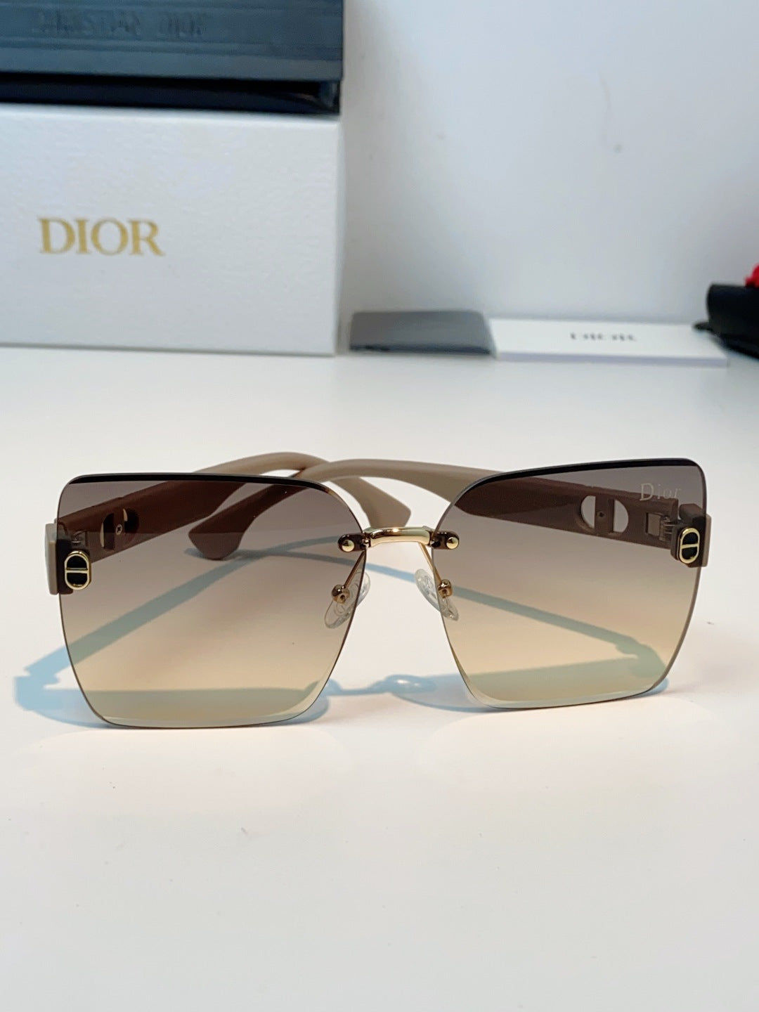 Dior Lightweight Rimless Gold Lens Sunglasses for Men & Women - detail image 2