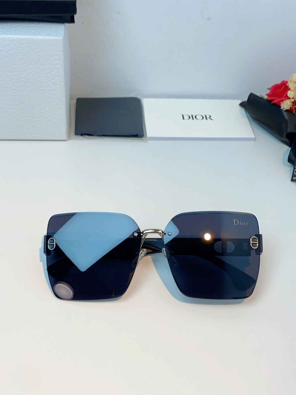 Dior Lightweight Rimless Black Lens Sunglasses for Men & Women - detail image 9