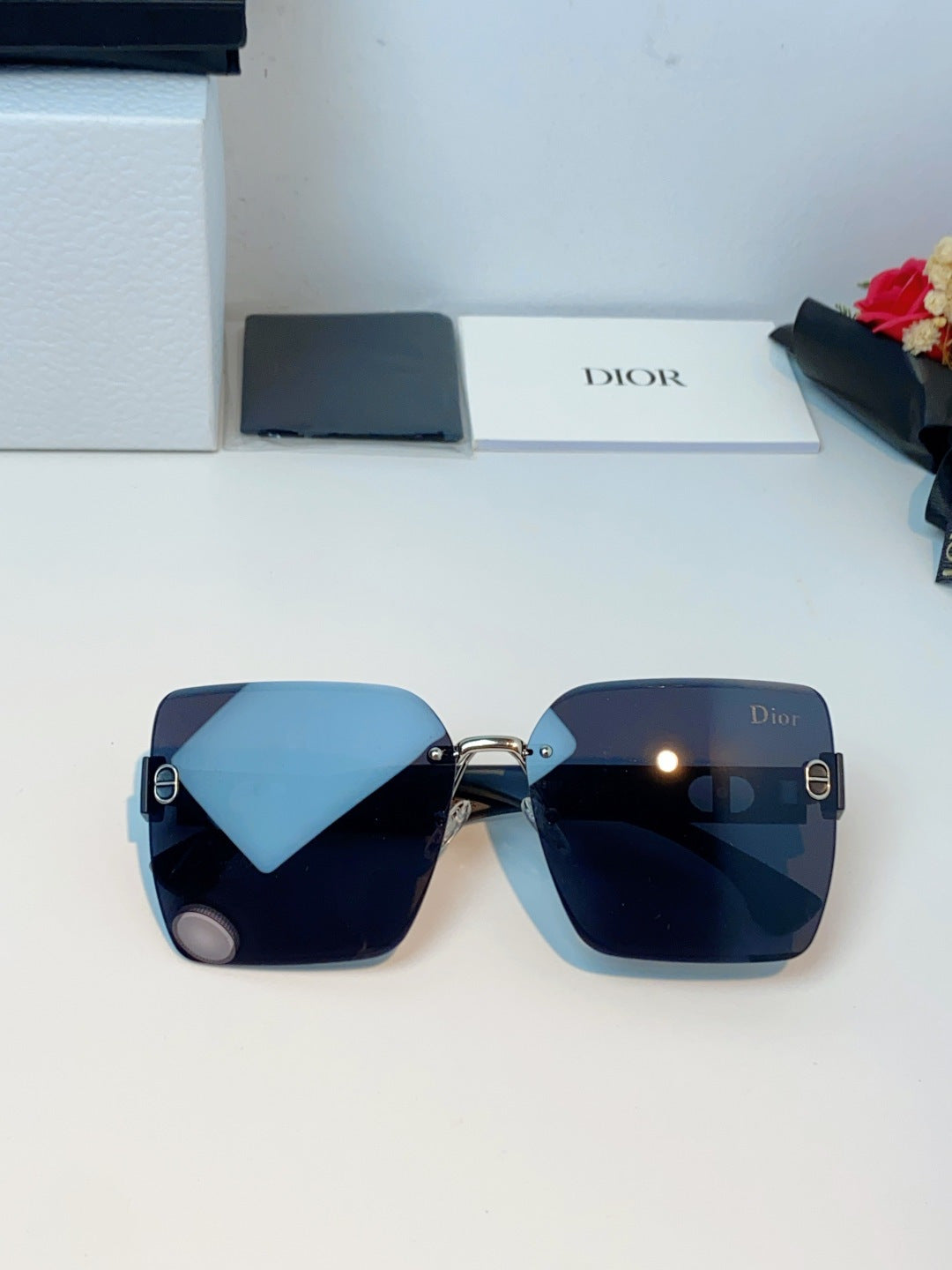 Dior Lightweight Rimless Black Lens Sunglasses for Men & Women - detail image 9