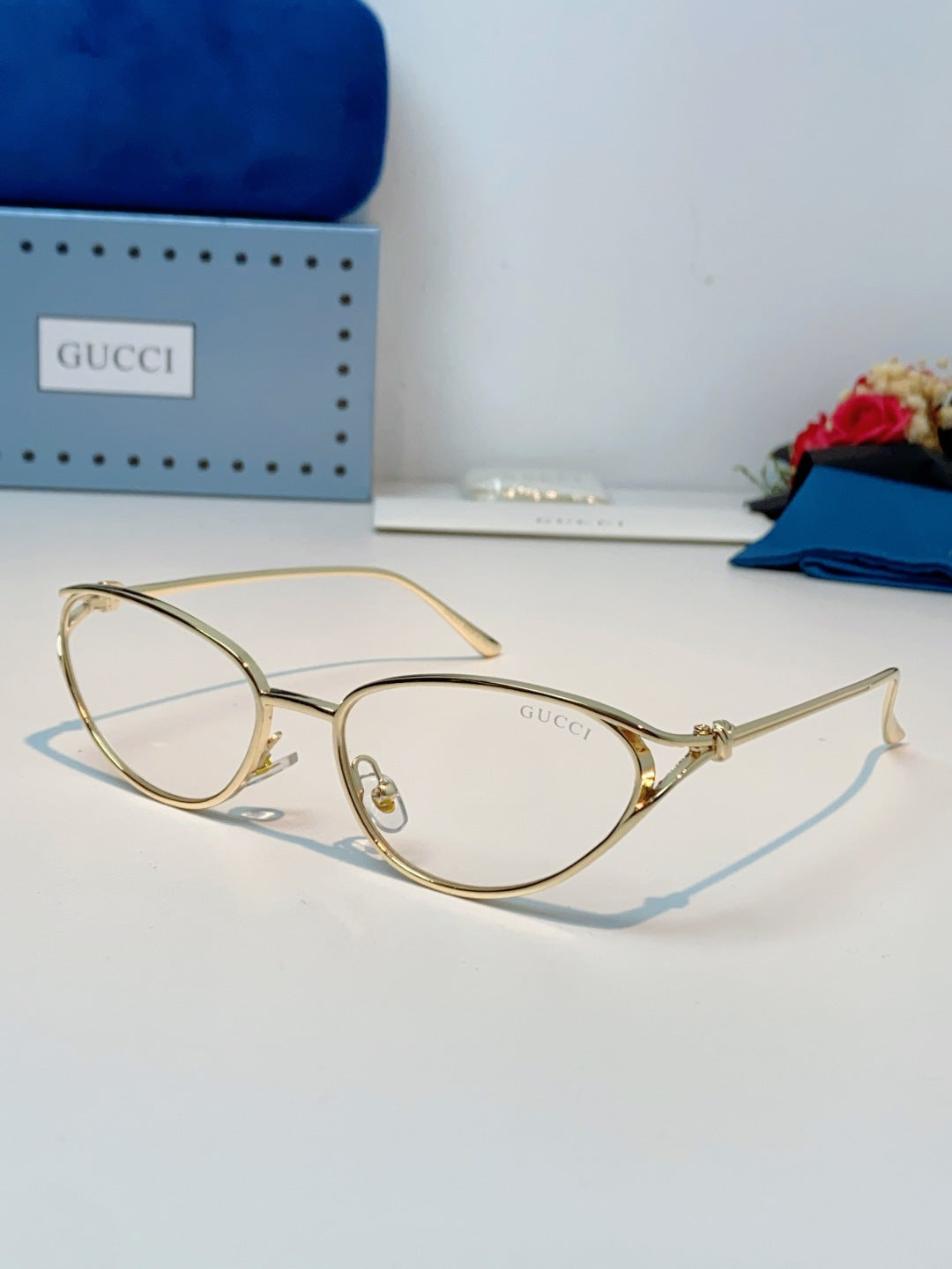 Gucci Cat-Eye Gold Lens Sunglasses for Men & Women