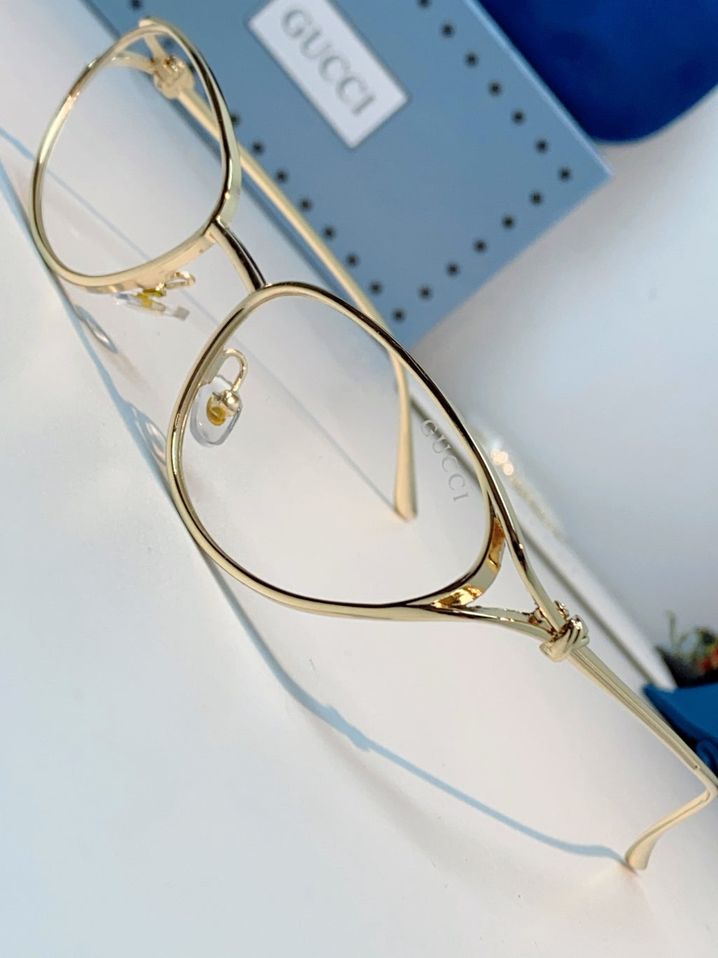 Gucci Cat-Eye Gold Lens Sunglasses for Men & Women - detail image 7