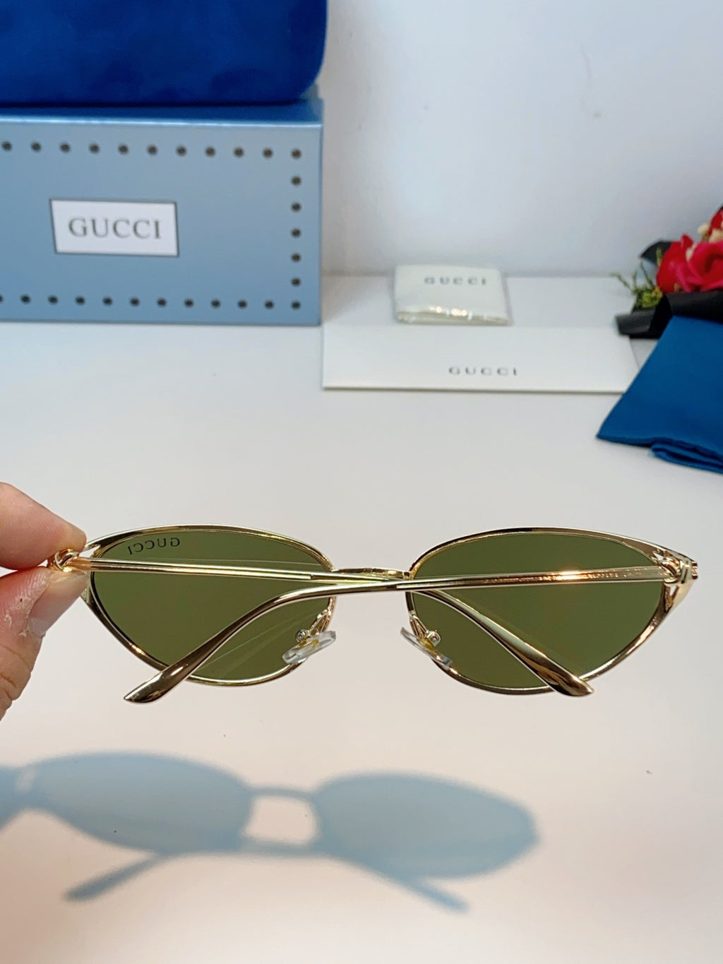 Gucci Cat-Eye Black Lens Sunglasses for Men & Women - 158193 - detail image 5