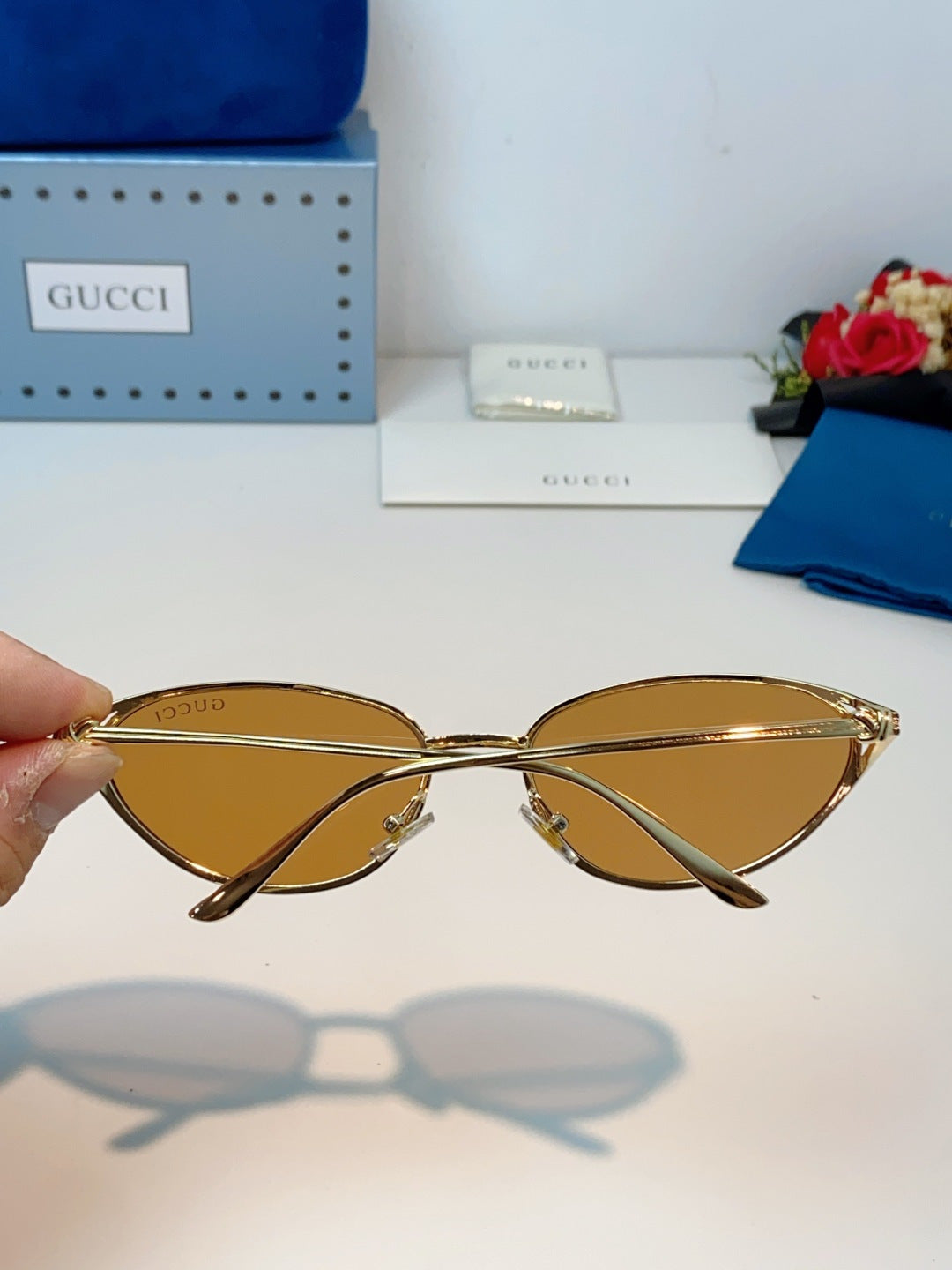 Gucci Cat-Eye Orange Lens Sunglasses for Men & Women - detail image 5