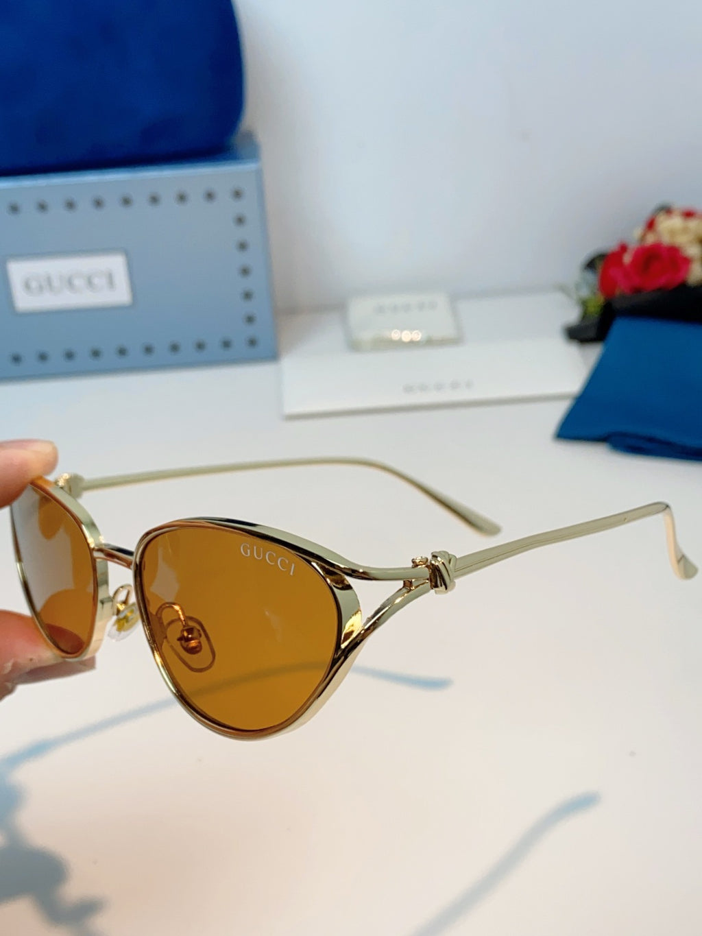 Gucci Cat-Eye Orange Lens Sunglasses for Men & Women - detail image 6