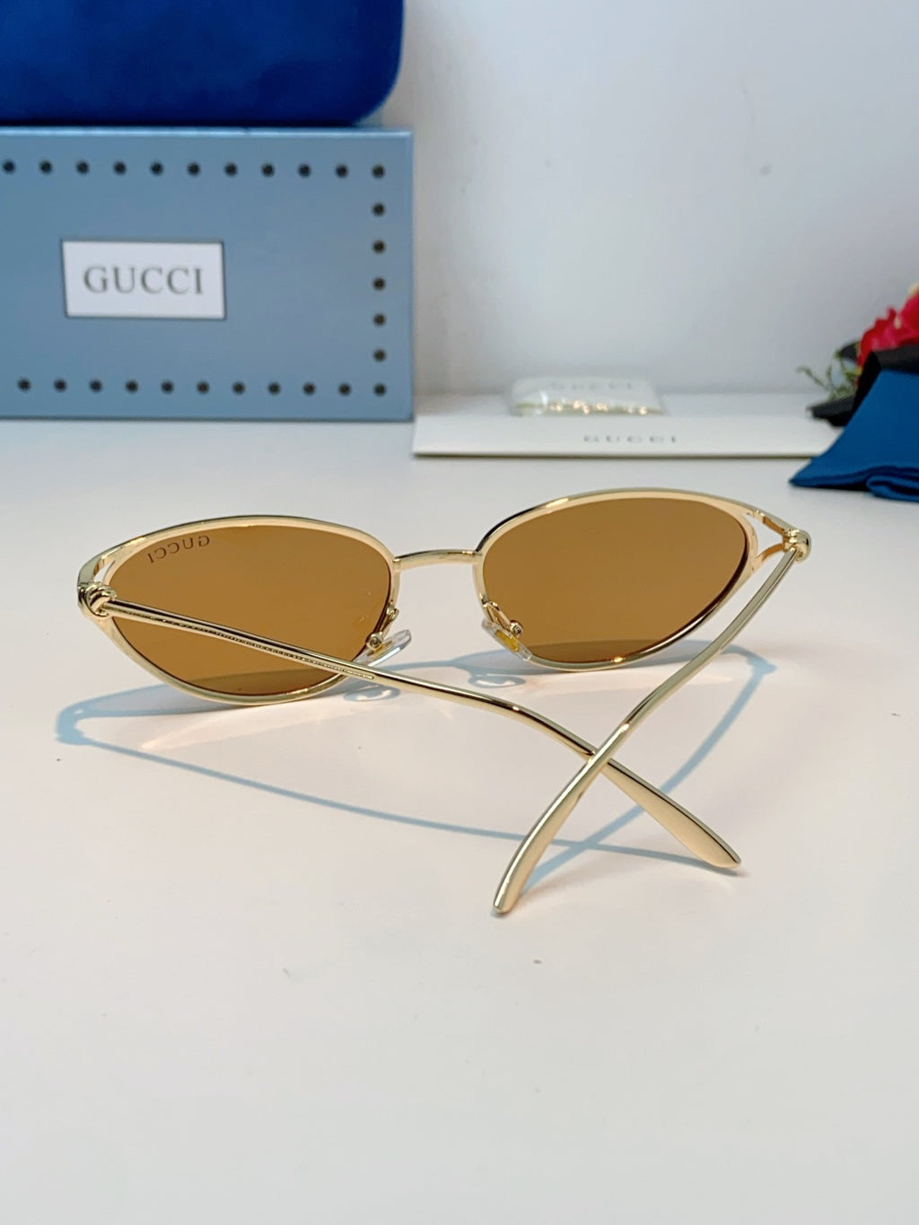 Gucci Cat-Eye Orange Lens Sunglasses for Men & Women - detail image 3