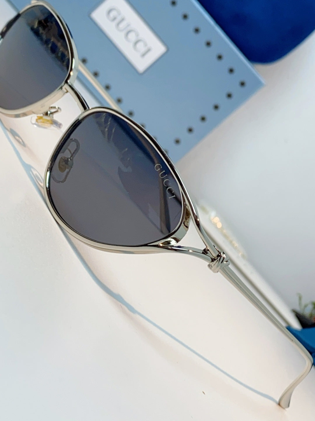 Gucci Cat-Eye Black Lens Sunglasses for Men & Women - 158195 - detail image 7
