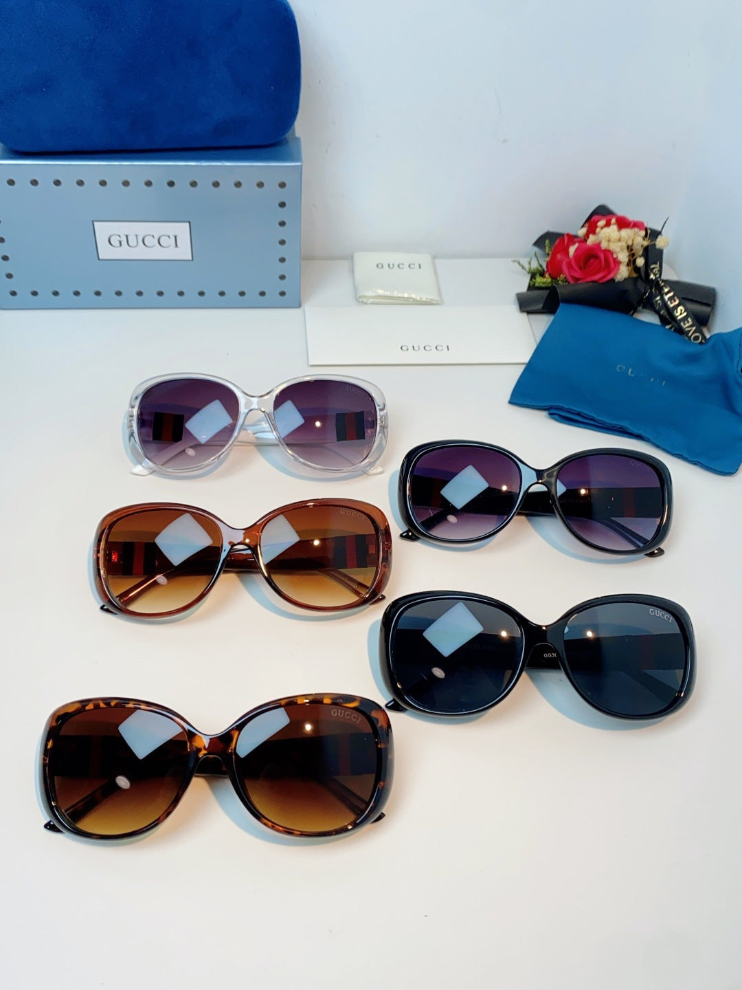 Gucci Oval Black Lens Sunglasses for Men & Women - 158200 - detail image 12