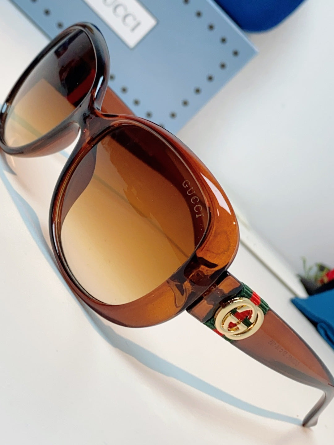 Gucci Oval Brown Lens Sunglasses for Men & Women - 158198 - detail image 7