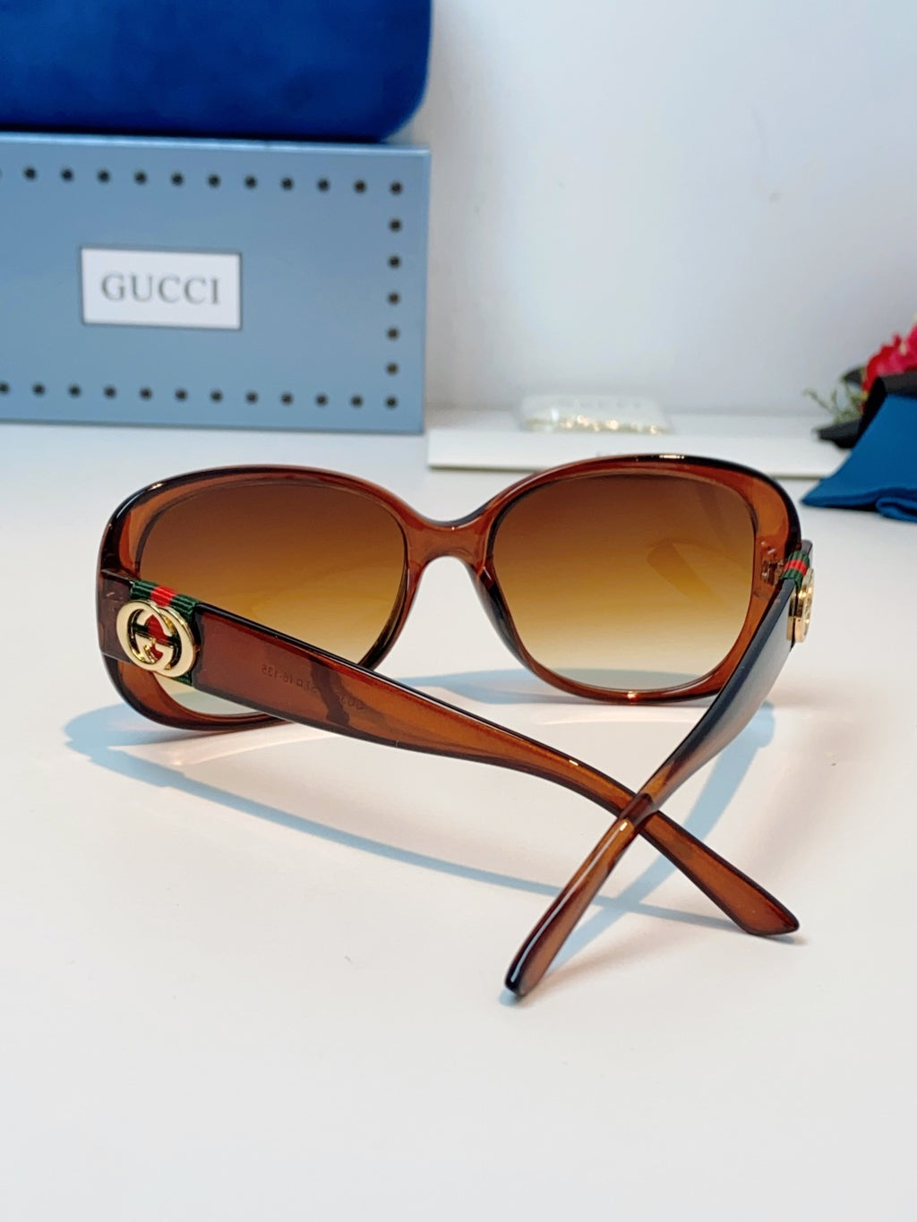 Gucci Oval Brown Lens Sunglasses for Men & Women - 158198 - detail image 3