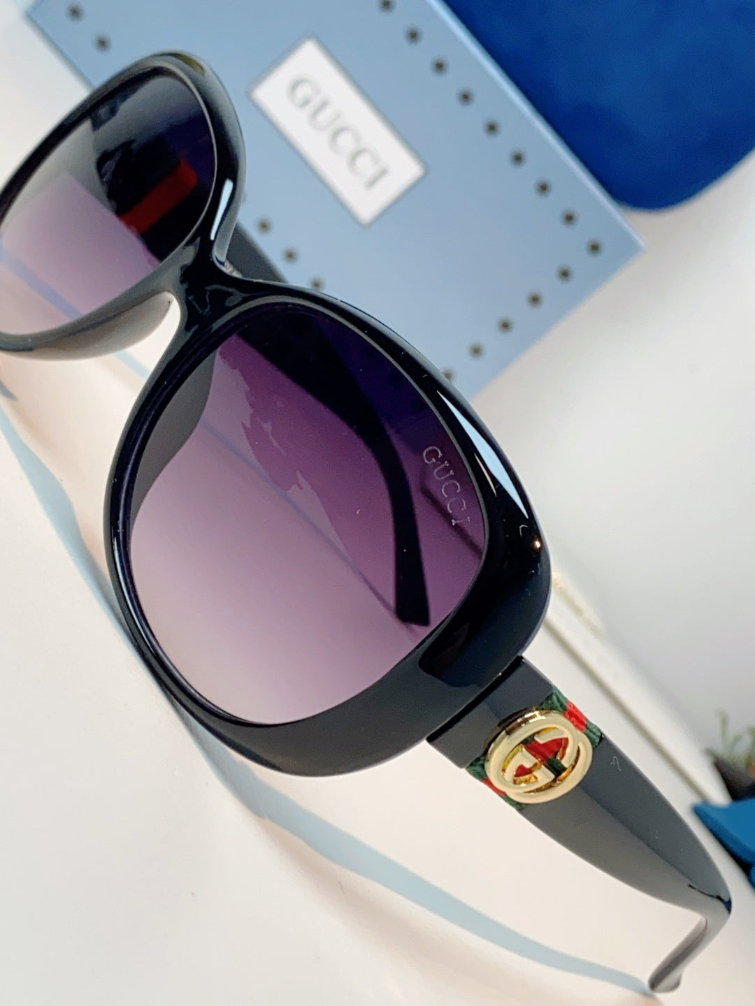 Gucci Oval Black Lens Sunglasses for Men & Women - 158200 - detail image 7