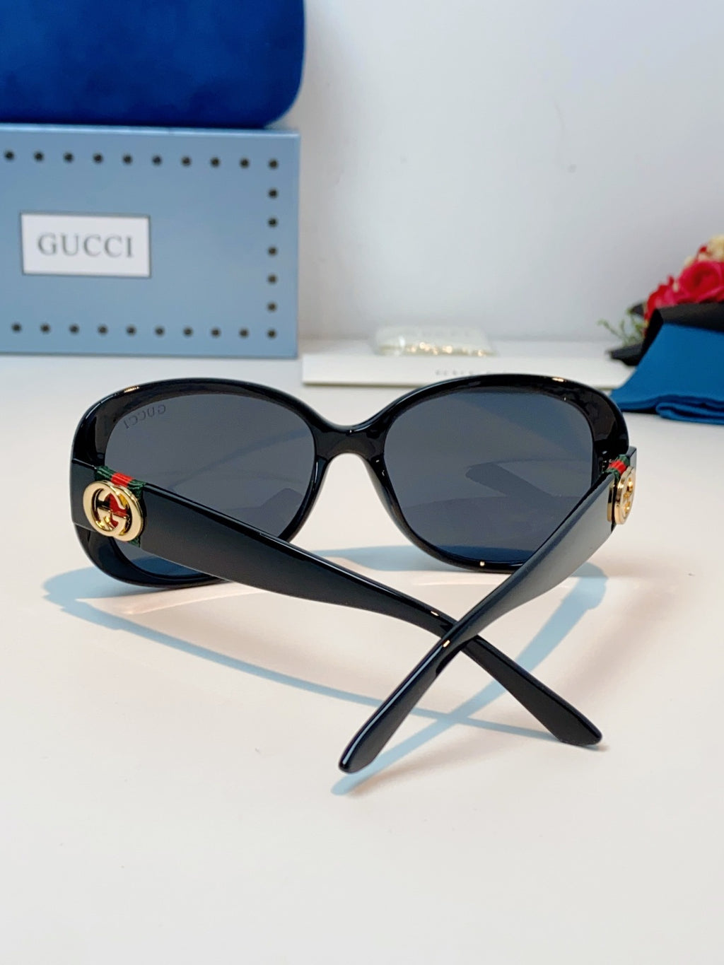 Gucci Oval Black Lens Sunglasses for Men & Women - 158201 - detail image 3