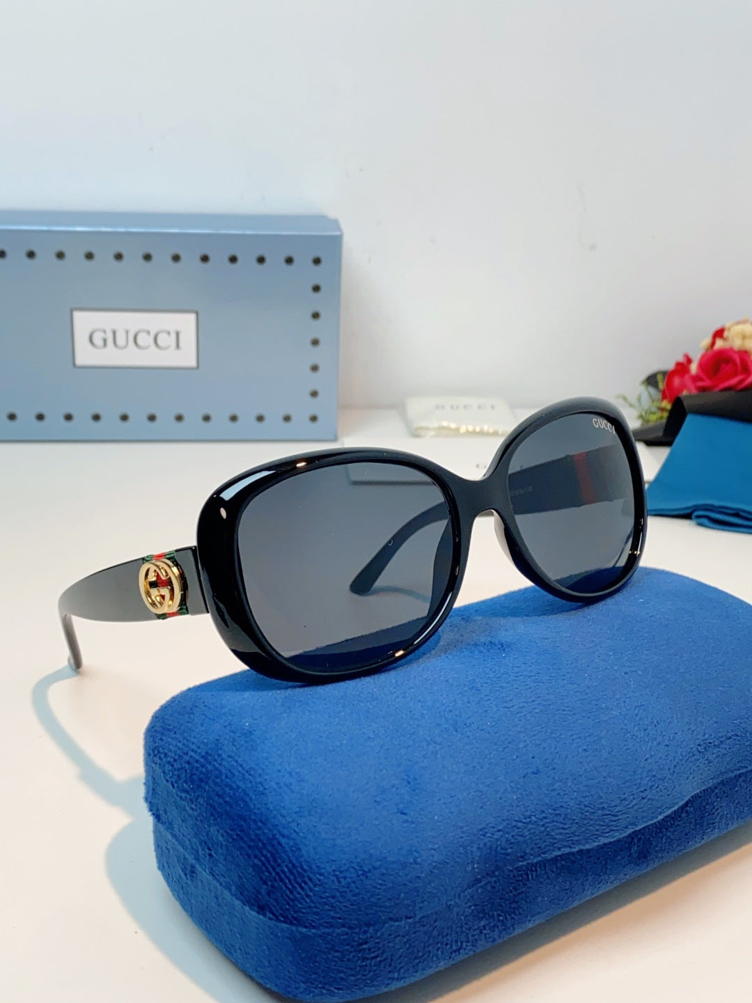 Gucci Oval Black Lens Sunglasses for Men & Women - 158201 - detail image 10