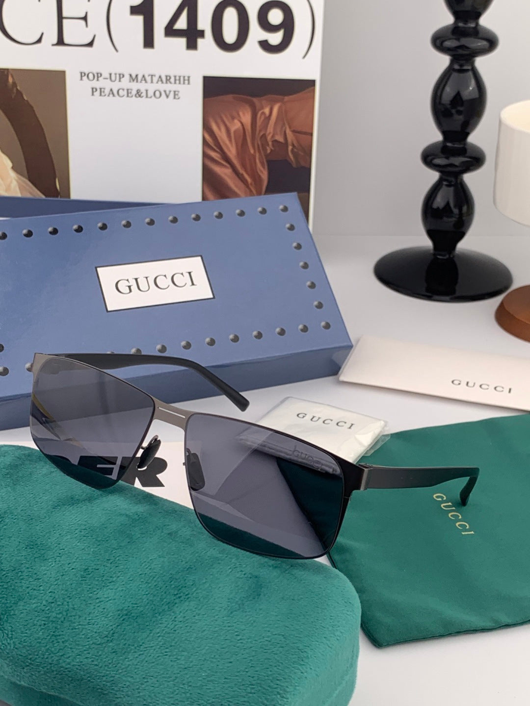 Gucci G2228 Polarized Aviator Gold Lens Sunglasses for Men - detail image 2