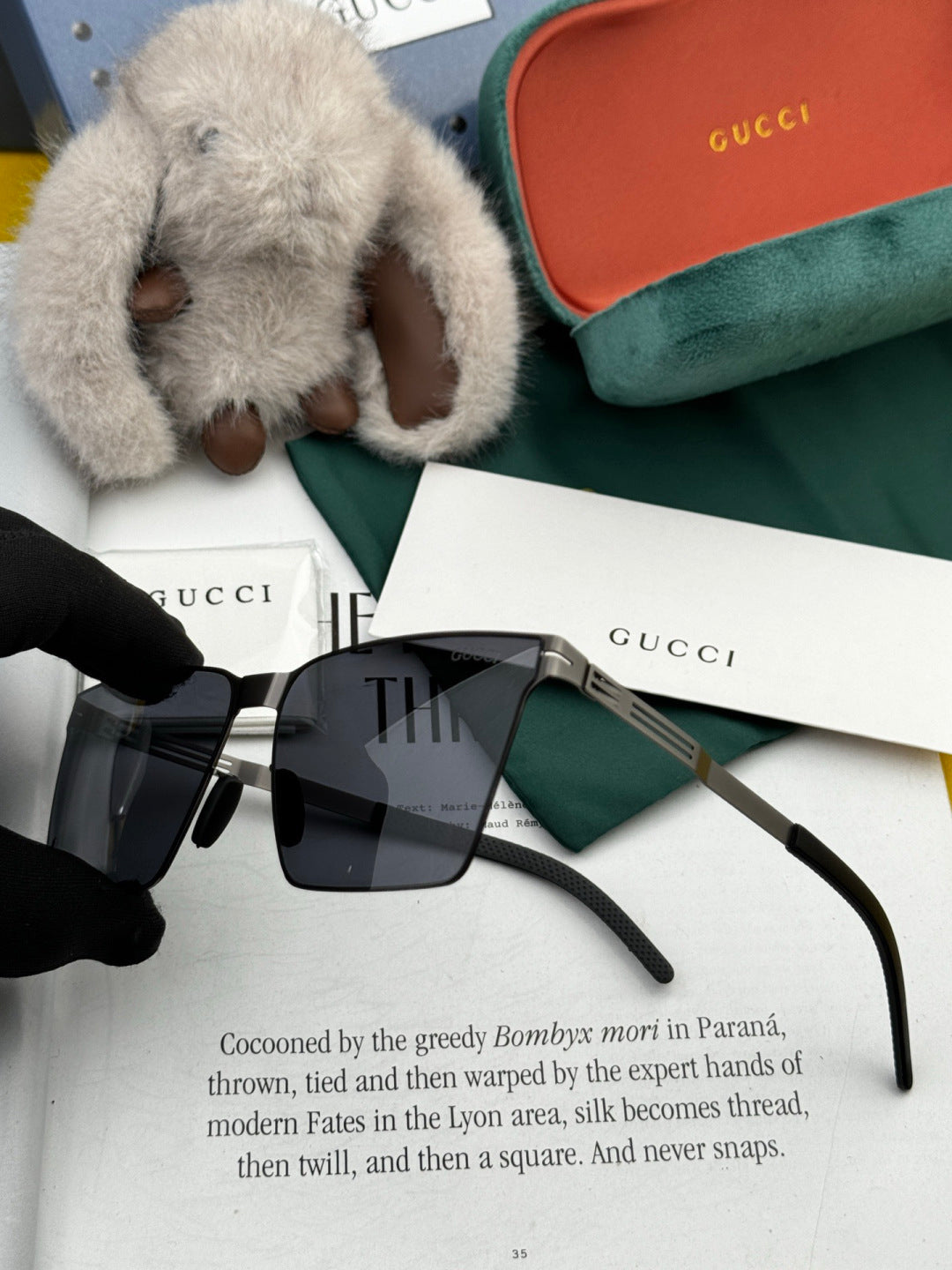 Gucci G198 Polarized Fashion Blue Lens Sunglasses for Men & Women - 158203 - detail image 6