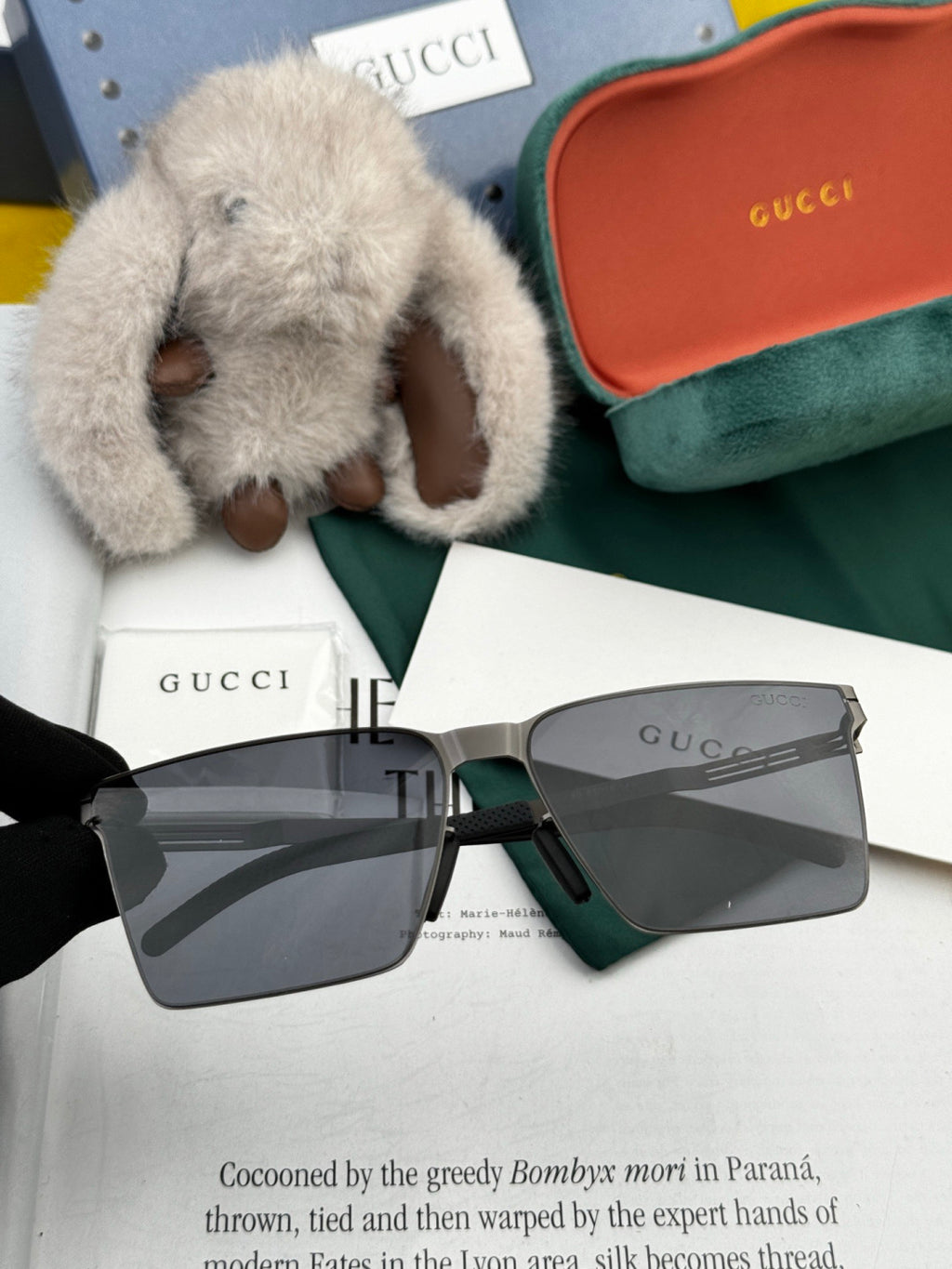 Gucci G198 Polarized Fashion Blue Lens Sunglasses for Men & Women - 158203 - detail image 3