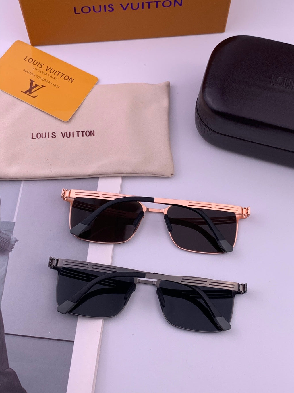 Louis Vuitton L68094 Fashion Black Lens Sunglasses for Men & Women - detail image 7