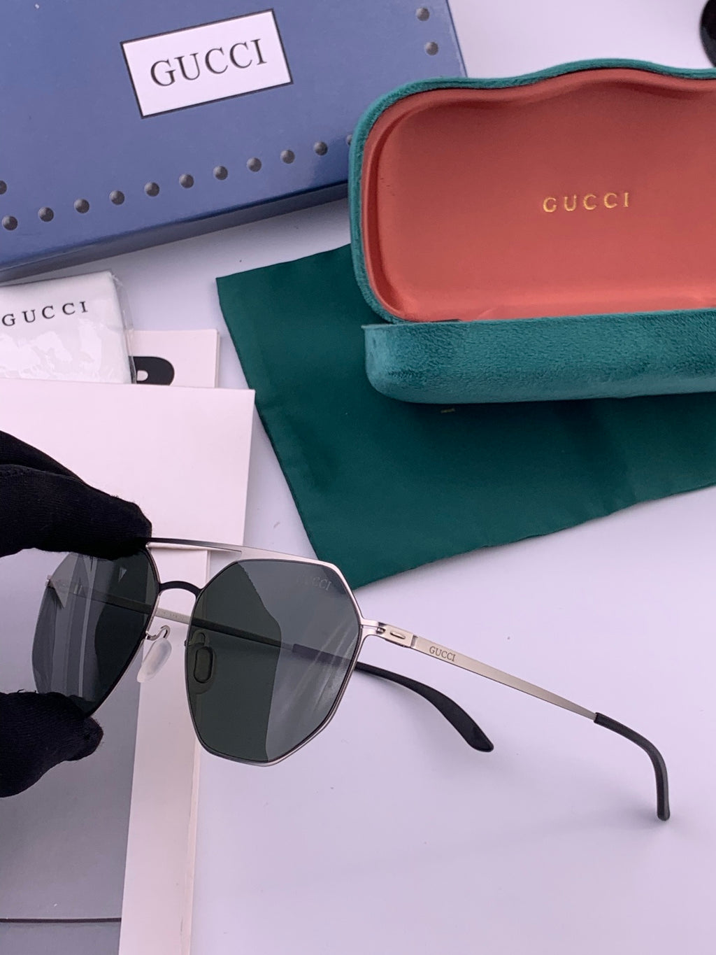 Gucci G7907 Fashion Black Lens Sunglasses for Men & Women - detail image 4