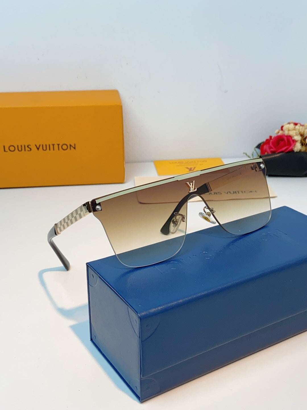 Louis Vuitton Lightweight Rimless Brown Lens Sunglasses for Men & Wom - 158130 - detail image 10