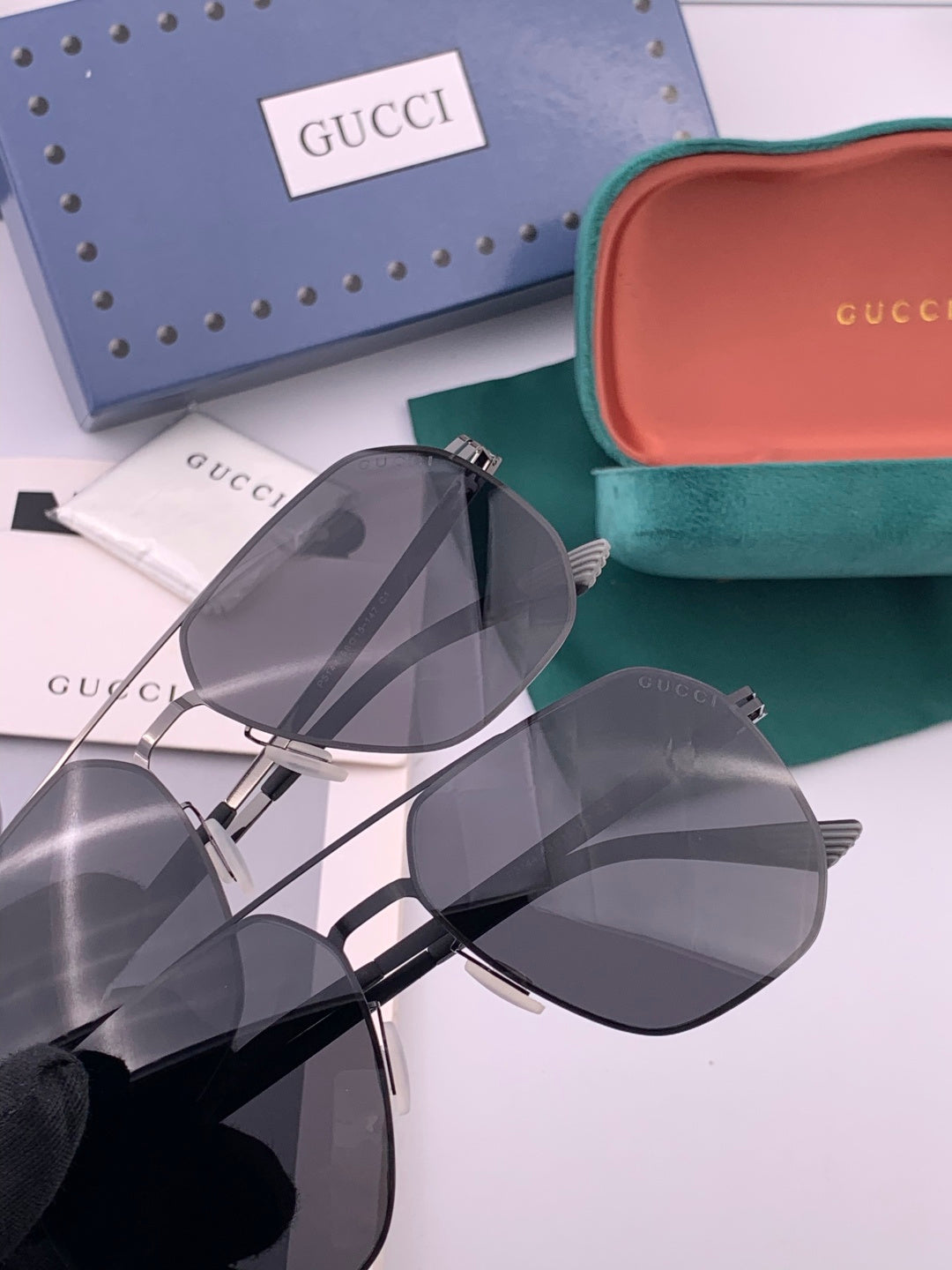 Gucci G4514 Fashion Black Lens Sunglasses for Men & Women - 158250 - detail image 4