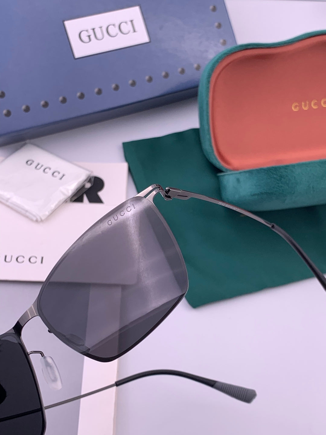 Gucci G2514 Fashion Black Lens Sunglasses for Men & Women - 158251 - detail image 5