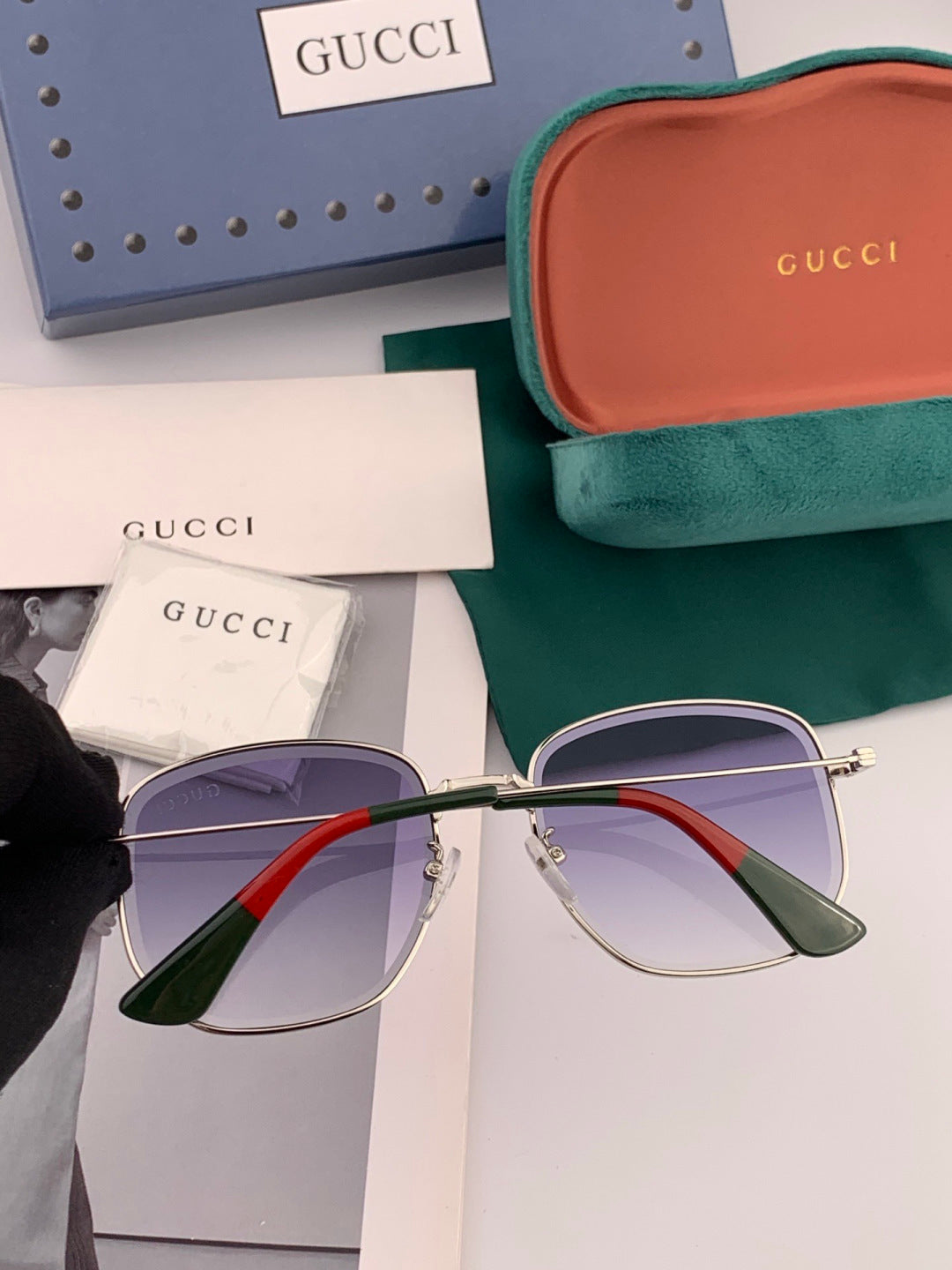 Gucci G0322 Polarized Rimless Green Lens Sunglasses for Men & Women - detail image 3