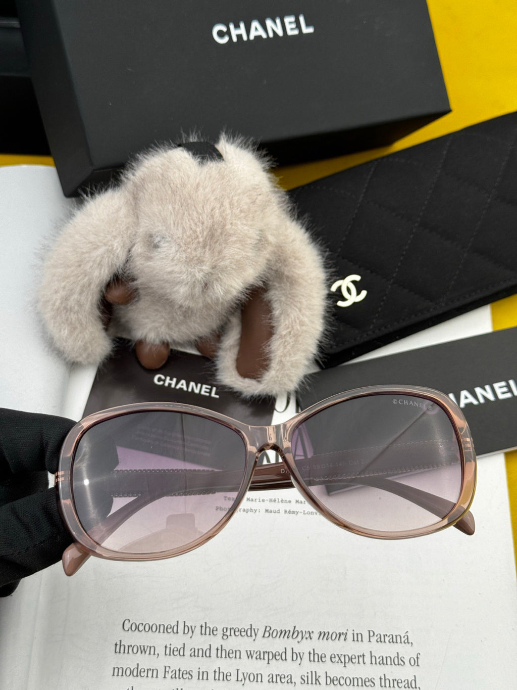 Chanel CH8751 Polarized Round Gold Lens Sunglasses for Men & Women - detail image 2