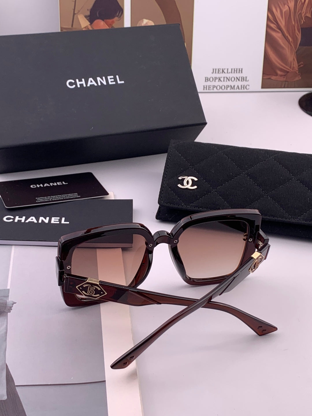Chanel CH3831 Oversized Black Lens Sunglasses for Men & Women - 158375 - detail image 3