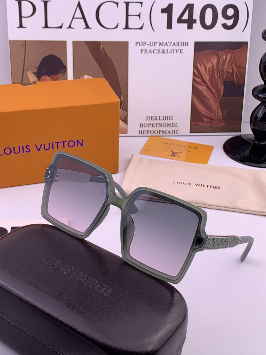 Louis Vuitton L1577 Polarized Square Gray Lens Sunglasses for Men & W - 158165