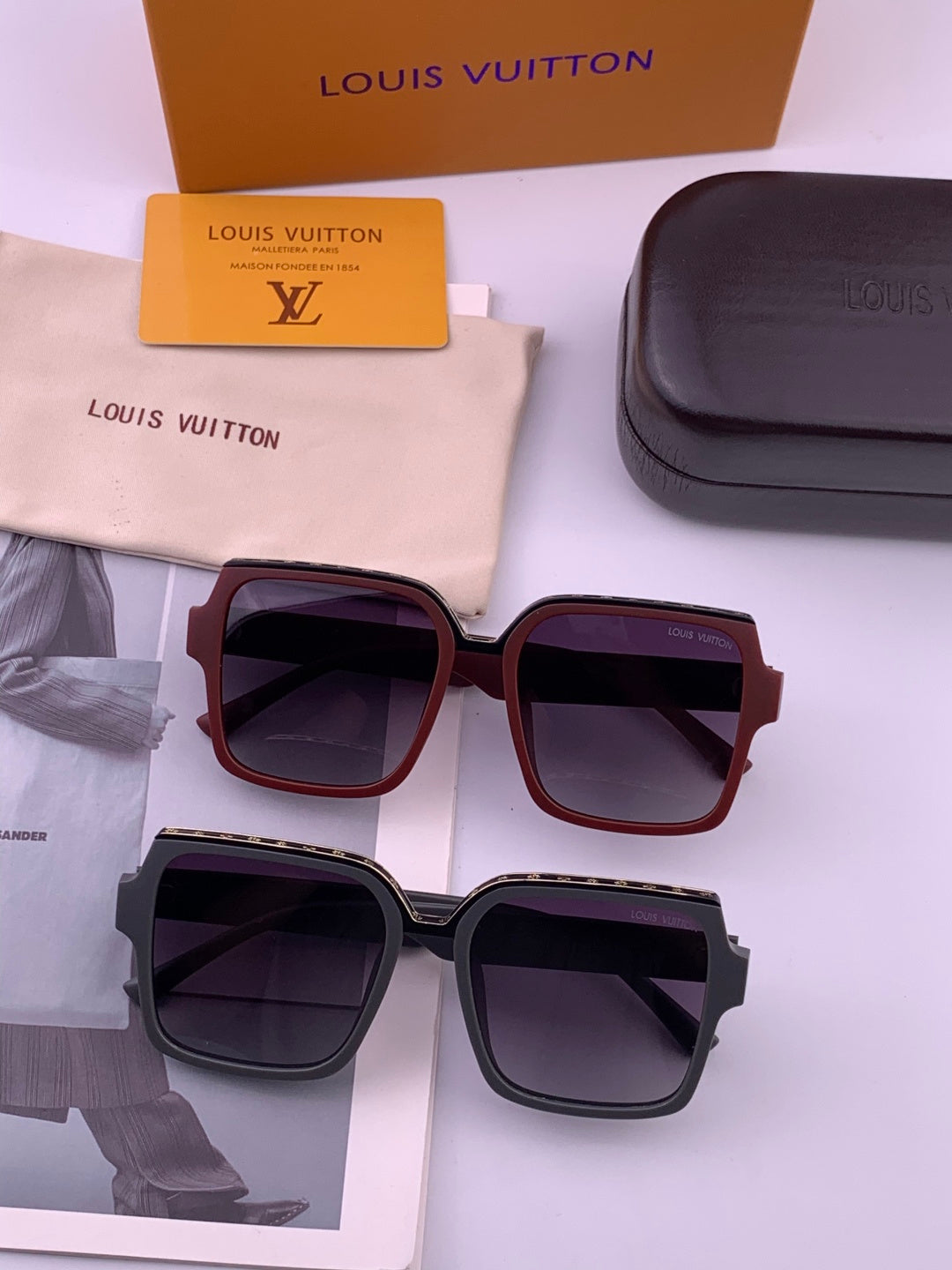 Louis Vuitton L7111 Polarized Square Gold Lens Sunglasses for Men & Women - detail image 5