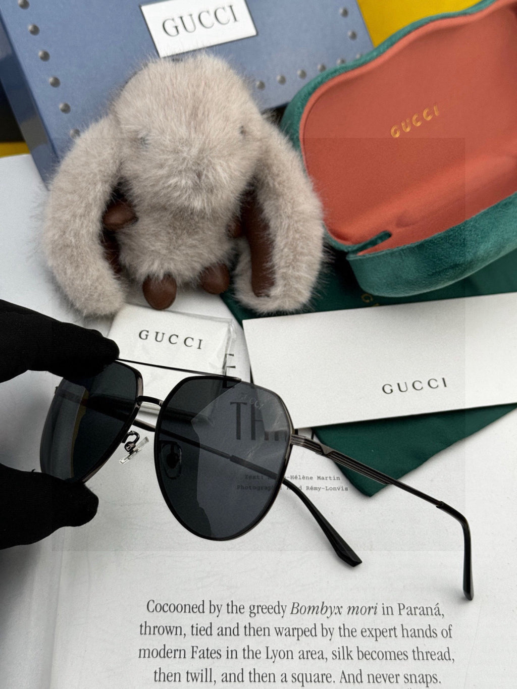 Gucci G2731 Polarized Fashion Black Lens Sunglasses for Men & Women - 158276 - detail image 4