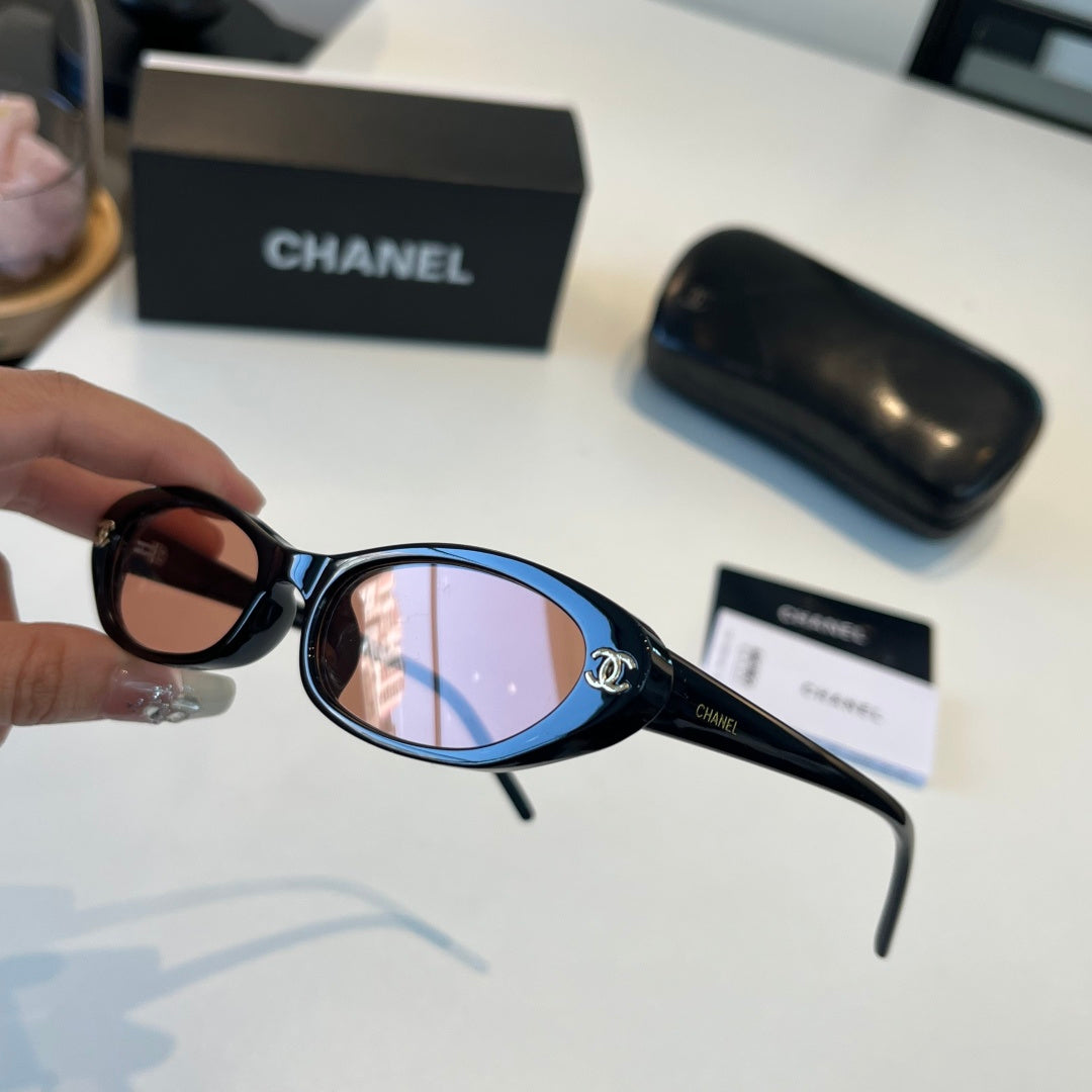 Chanel Oversized Brown Lens Sunglasses for Men & Women - 371831 - detail image 4