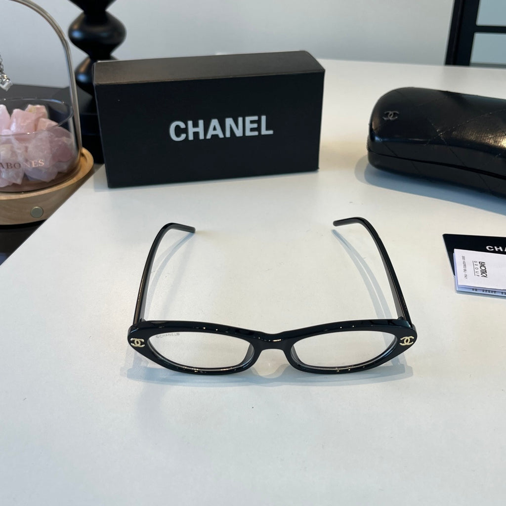 Chanel Oversized Silver Lens Sunglasses for Men & Women - 486551 - detail image 2